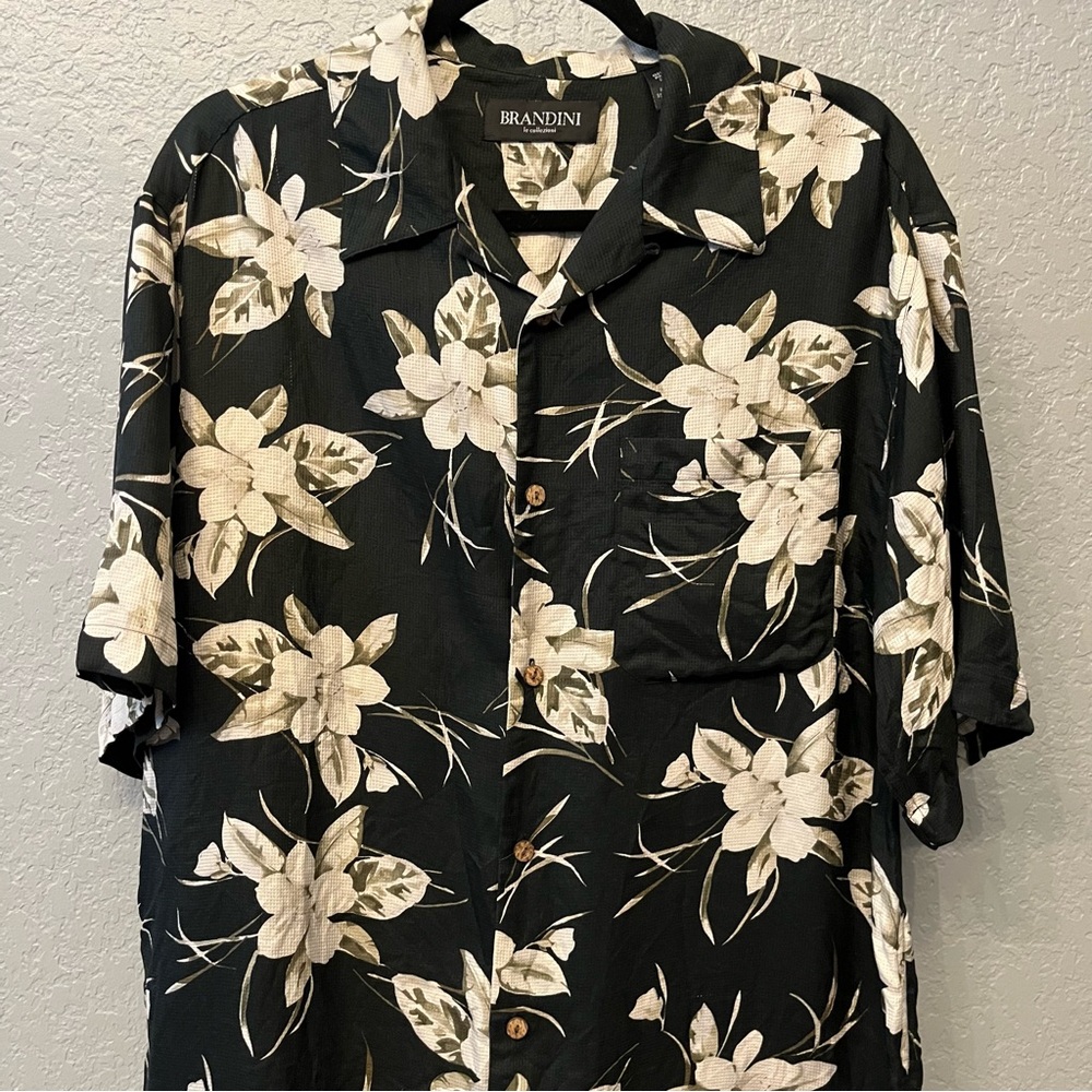 Silk Hawaiian shirt short sleeve Aloha Floral Print Resort wear Cruise Size M